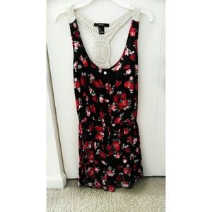 Floral Romper size Small